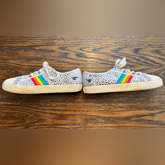 Gola faux fur with cheetah print and rainbow detail sneakers. Size 6 - Picture 4 of 11